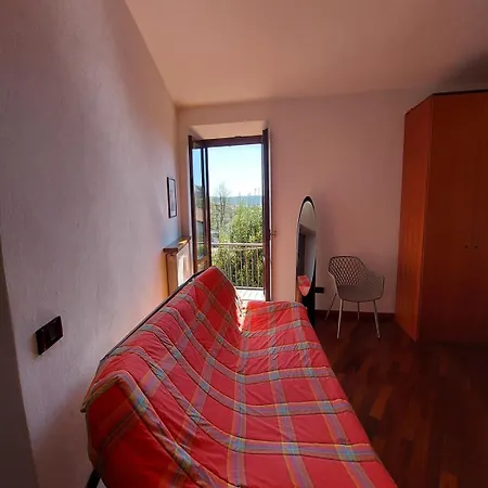 度假居 La Casa Di Anna Comabbio