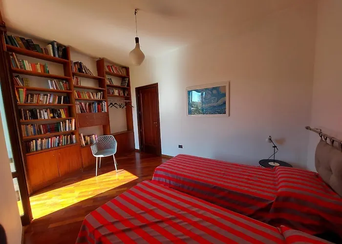 La Casa Di Anna Дом отдыха Comabbio